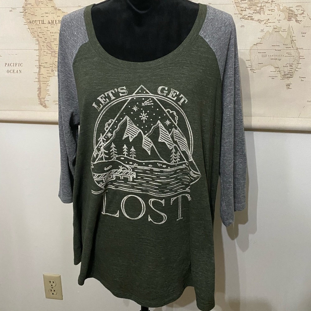 TORRID Size 00 — 10 (M/L) Raglan 3/4 Tee